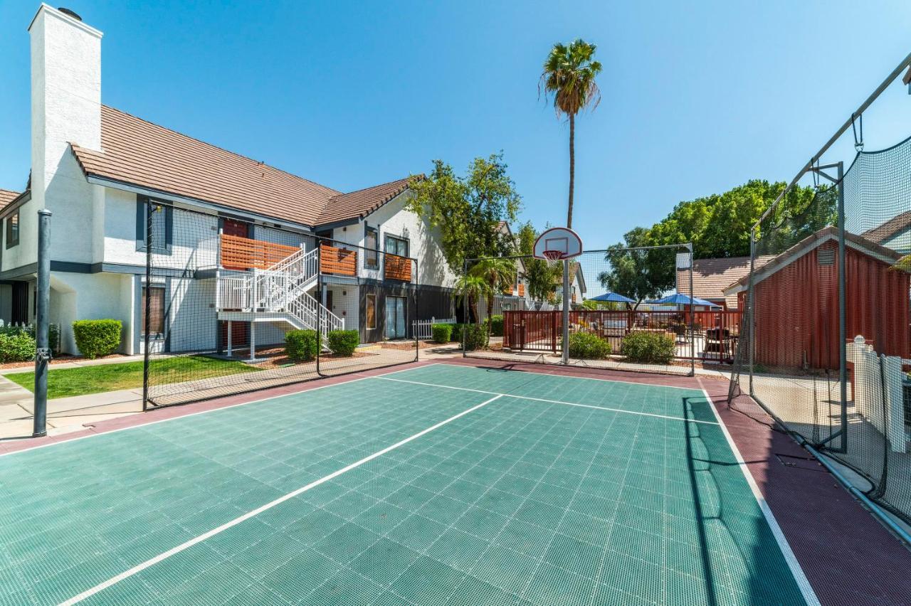 Metro Phx Studio Queen Sleeps 4 Heated Pool Phoenix Eksteriør billede